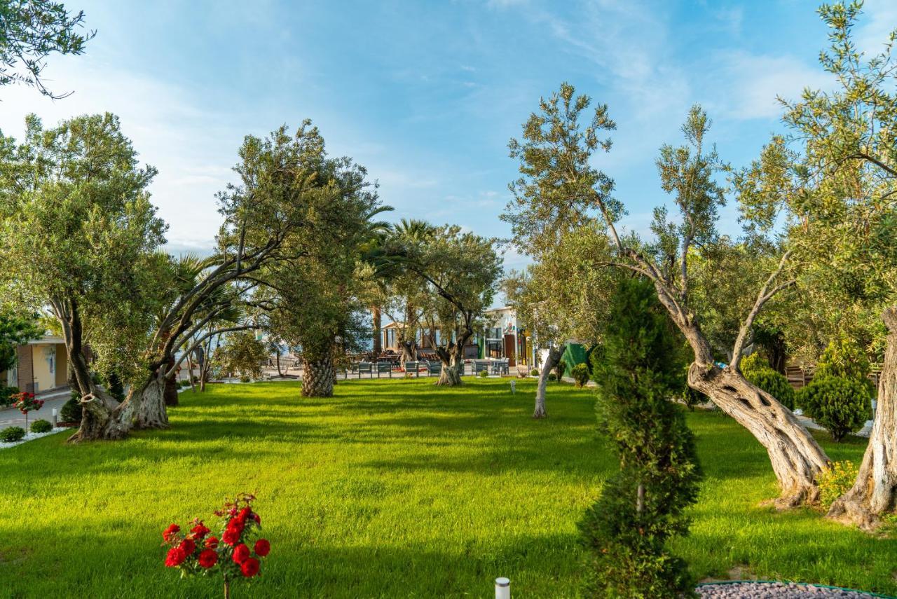 Kayalar Blue Beach Hotel Sazlı Esterno foto